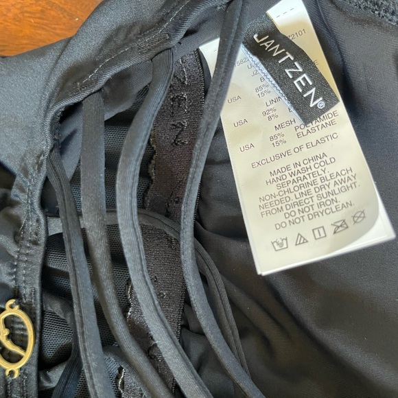 Jantzen Black Macrame Strappy Back One Piece Ruched Bathing Suit Swim 8 - Picture 4 of 11